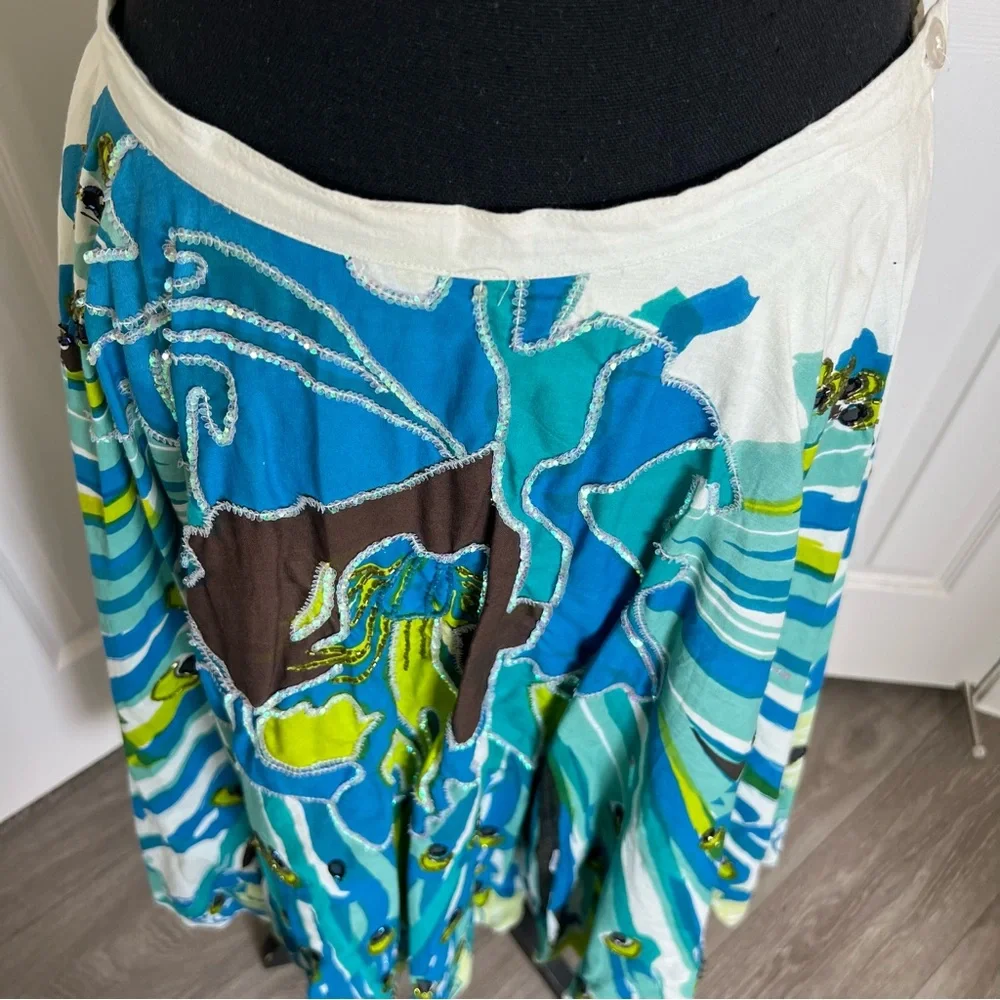 🦚 Vintage Bebe Vintage Flared Sequined Blue & Green Peacock Skirt Size Medium - Picture 4 of 7